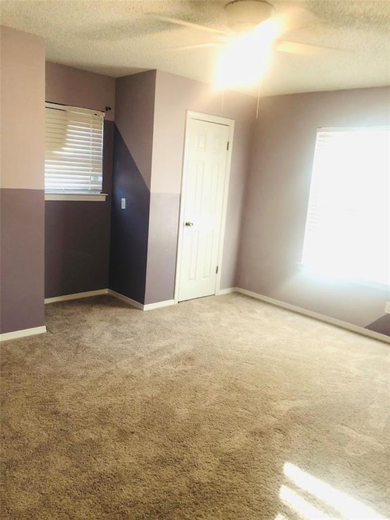 Photo 19 of 22 - 715 Vail Dr, Arlington, TX 76012
