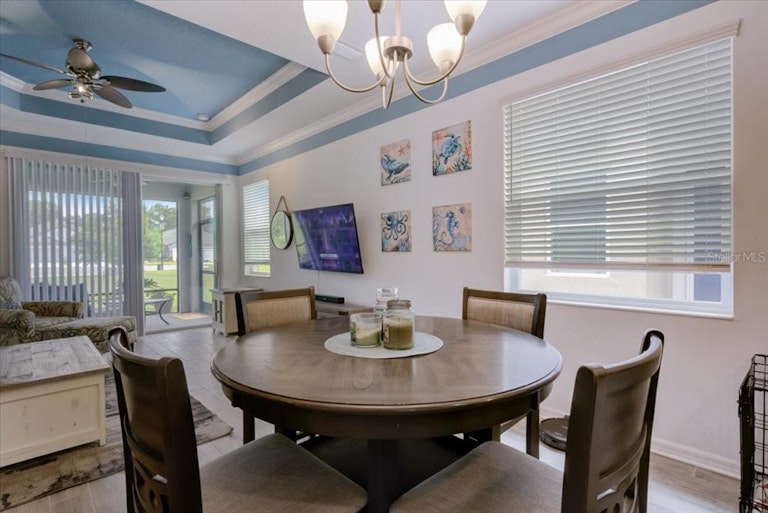 Photo 14 of 38 - 6026 Amberly Dr, Bradenton, FL 34208