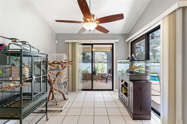 Photo 16 of 26 - 1167 Peak Cir, Deltona, FL 32738