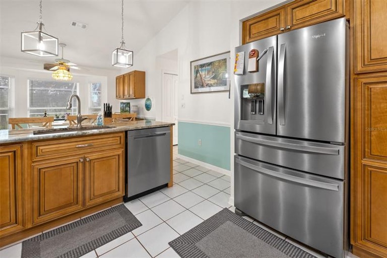 Photo 16 of 40 - 5085 Florentine Ct, Spring Hill, FL 34608