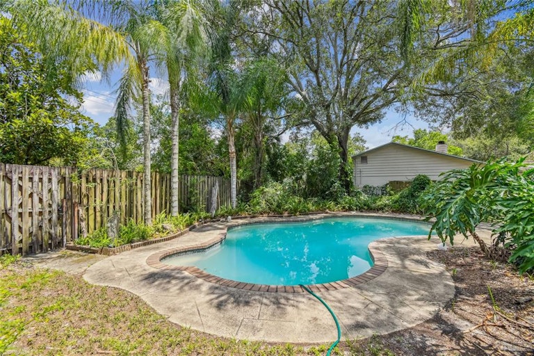 Photo 22 of 84 - 11718 N Ola Ave, Tampa, FL 33612