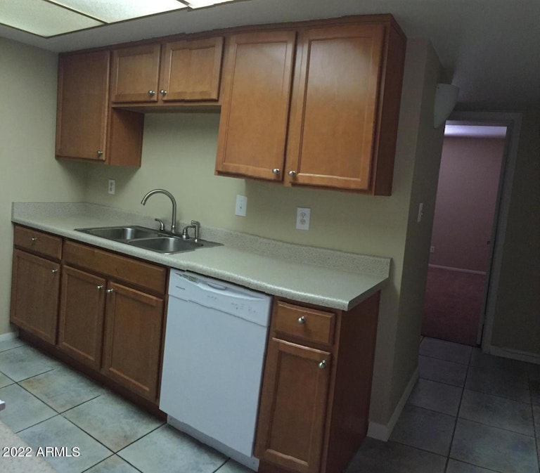 Photo 10 of 12 - 3207 W Royal Palm Rd, Phoenix, AZ 85051