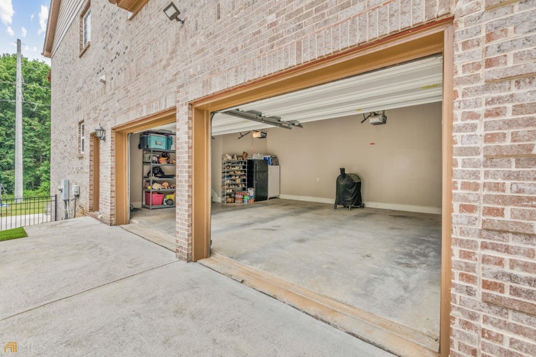 Photo 53 of 58 - 450 Herring Rd, Grayson, GA 30017