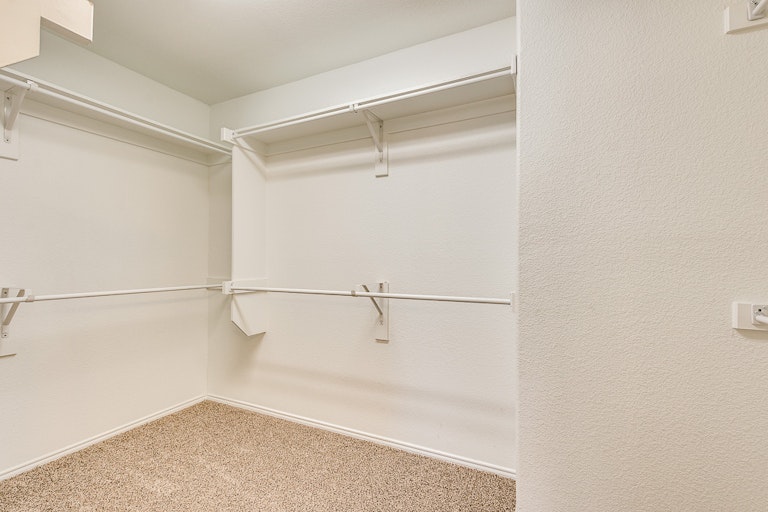 Photo 18 of 27 - 15832 Mirasol Dr, Fort Worth, TX 76177