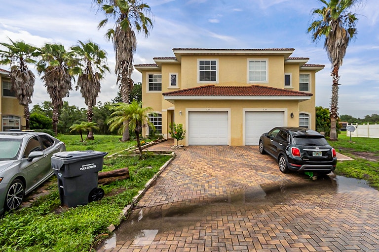 Photo 1 of 28 - 530 Parsley Ct, Kissimmee, FL 34759