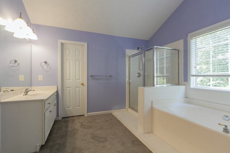 Photo 4 of 42 - 8775 Amberfield Dr, Gainesville, GA 30506