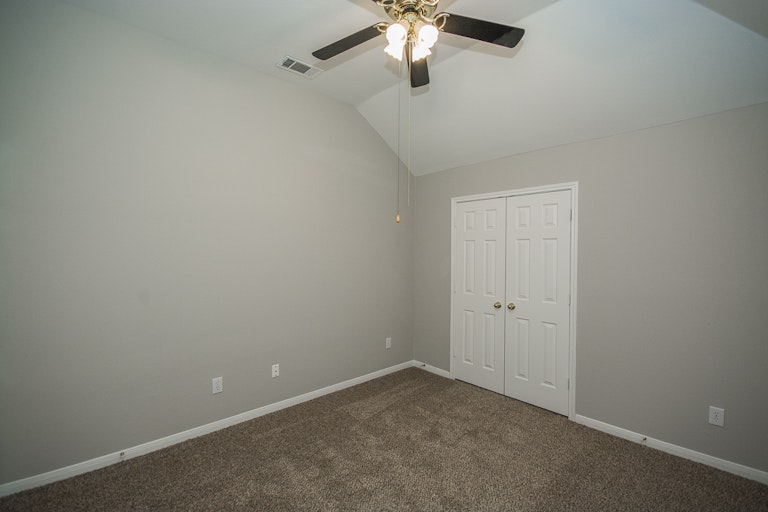 Photo 34 of 44 - 2712 Summerwood Ct, McKinney, TX 75072