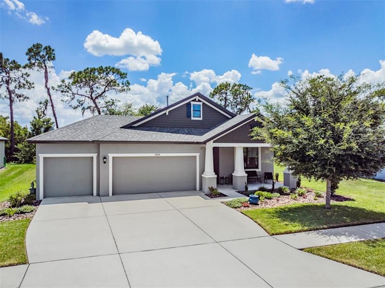 Photo 1 of 41 - 19828 Lonesome Pine Dr, Land O Lakes, FL 34638