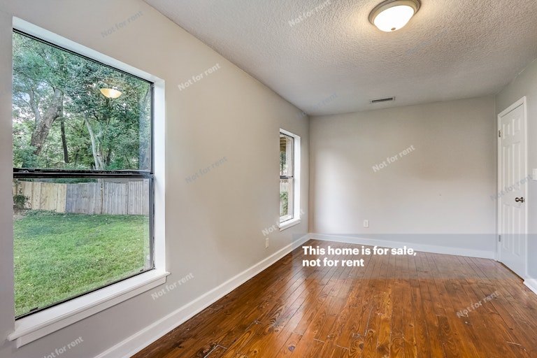Photo 24 of 27 - 1160 Scotten Rd, Jacksonville, FL 32205
