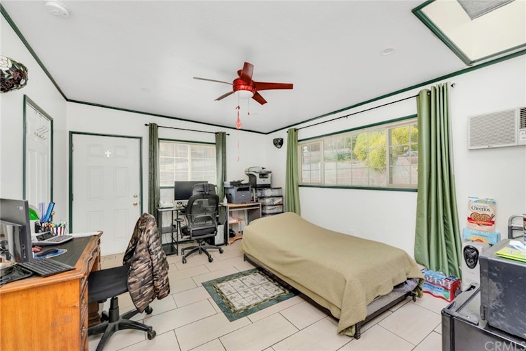 Photo 20 of 47 - 7814 McGroarty St, Sunland, CA 91040