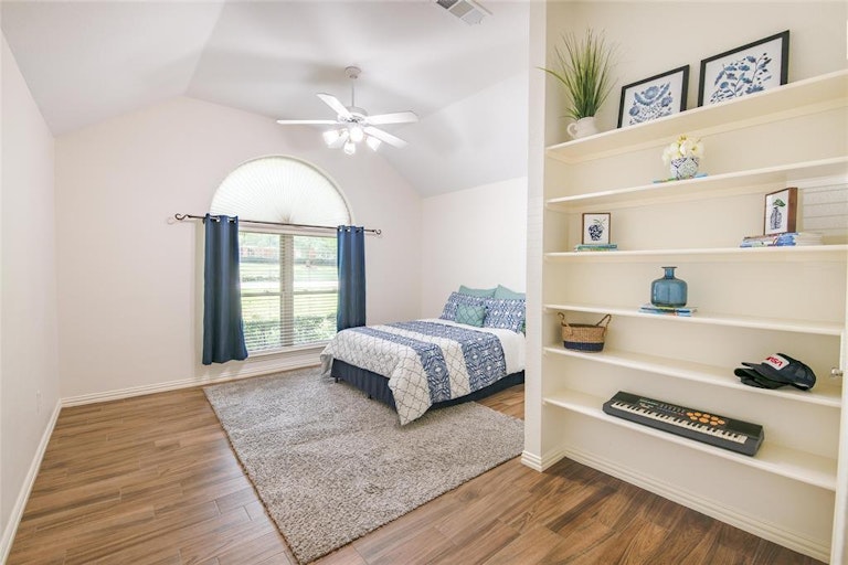 Photo 24 of 36 - 1225 Trail Ridge Dr, Keller, TX 76248