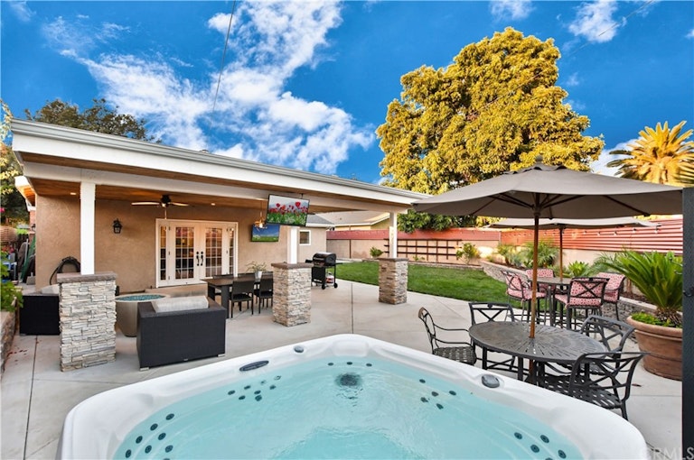 Photo 38 of 50 - 1986 Peyton Rd, La Verne, CA 91750
