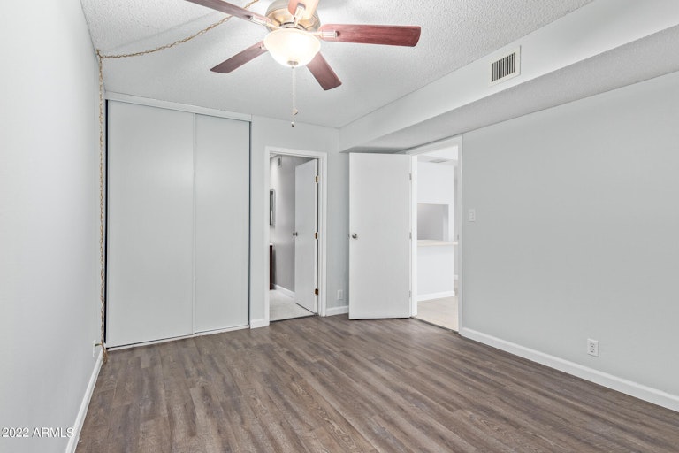 Photo 7 of 25 - 6812 N 35th Ave Unit K, Phoenix, AZ 85017