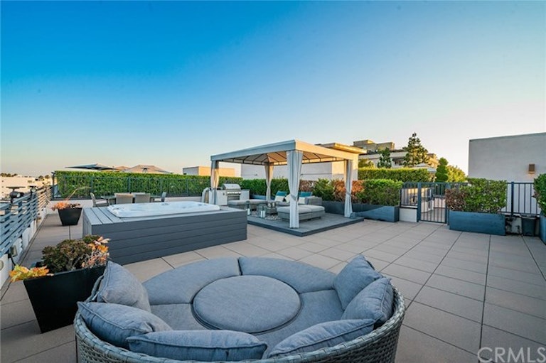 Photo 1 of 74 - 432 N Oakhurst Dr Unit PH503, Beverly Hills, CA 90210
