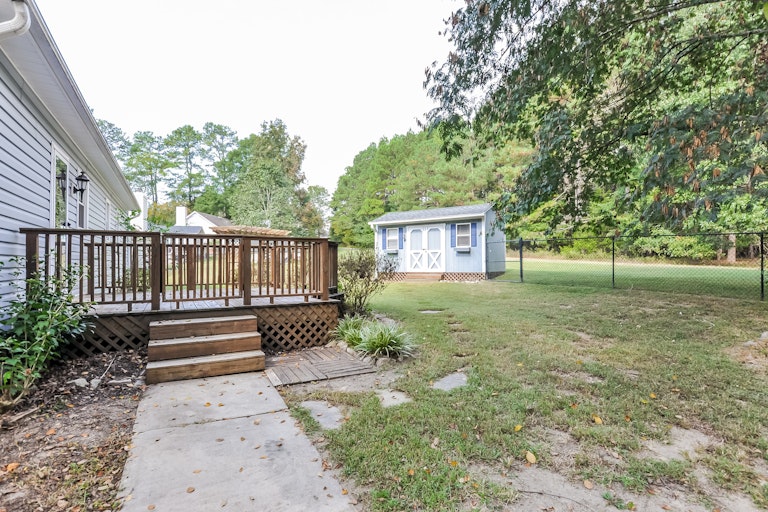 Photo 22 of 25 - 4709 Plum Blossum Dr, Knightdale, NC 27545