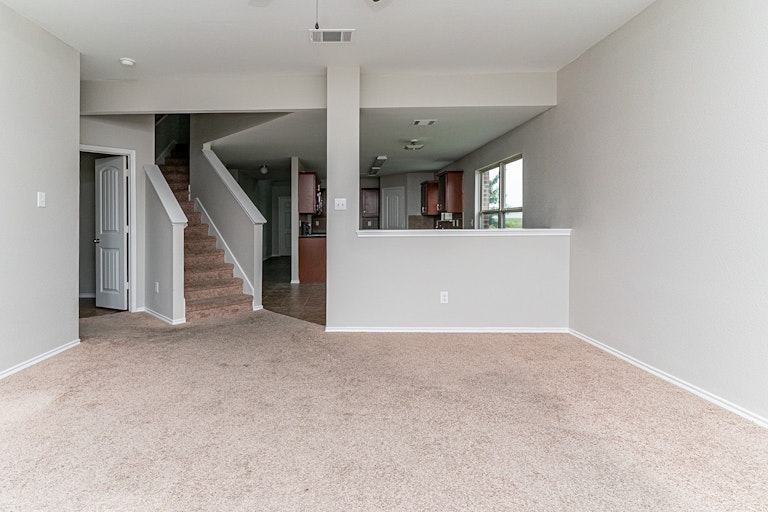Photo 10 of 27 - 1420 N Houston St, Royse City, TX 75189