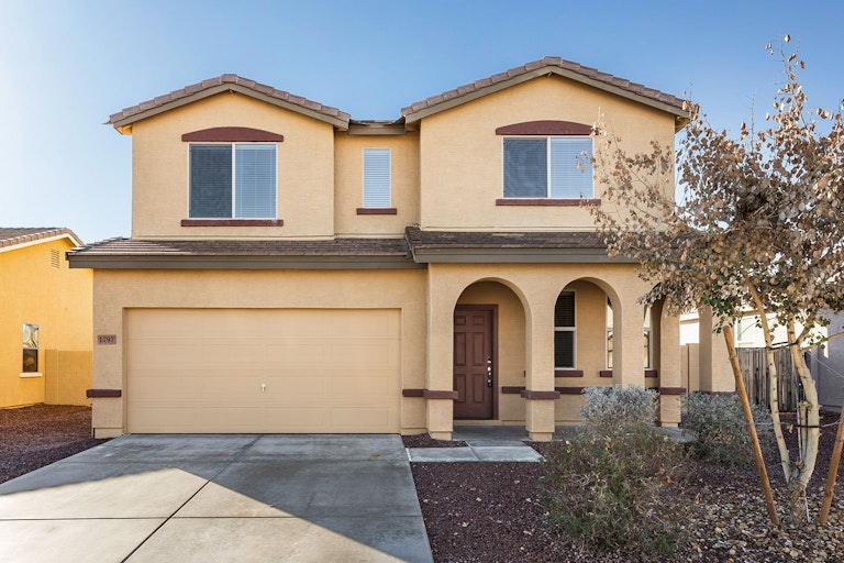 Photo 10 of 11 - 1797 W Half Moon Cir, Queen Creek, AZ 85142