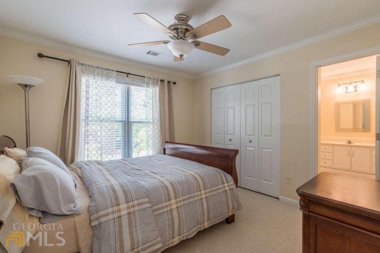 Photo 32 of 72 - 3535 Fairgreen Ct, Douglasville, GA 30135