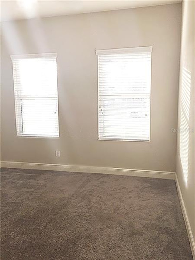 Photo 6 of 25 - 6352 Bradford Hill Ct, Wesley Chapel, FL 33545