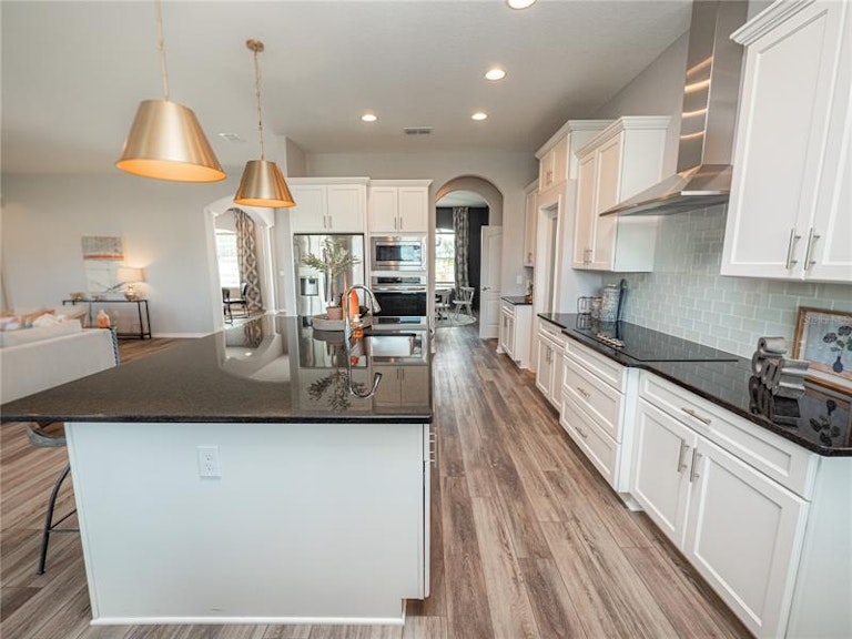 Photo 4 of 10 - 1936 Deep Creek Dr, Lakeland, FL 33810