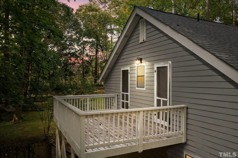 Photo 2 of 36 - 317 Stony Hill Rd, Chapel Hill, NC 27516