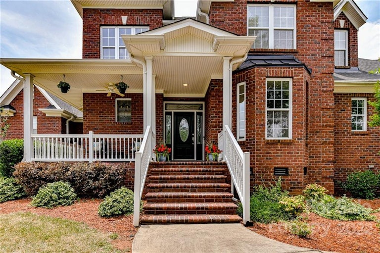 Photo 5 of 42 - 14204 Black Farms Rd, Huntersville, NC 28078