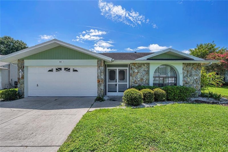 Photo 1 of 56 - 3808 Tidewater Rd, New Port Richey, FL 34655