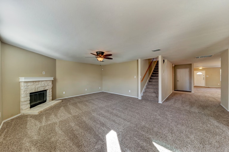 Photo 13 of 34 - 4516 Willow Rock Ln, Fort Worth, TX 76244