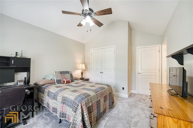 Photo 35 of 71 - 6021 Stillwater Pl, Flowery Branch, GA 30542
