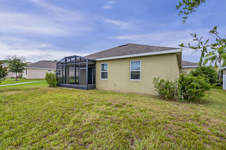 Photo 29 of 29 - 3343 Bethpage Loop, Mount Dora, FL 32757