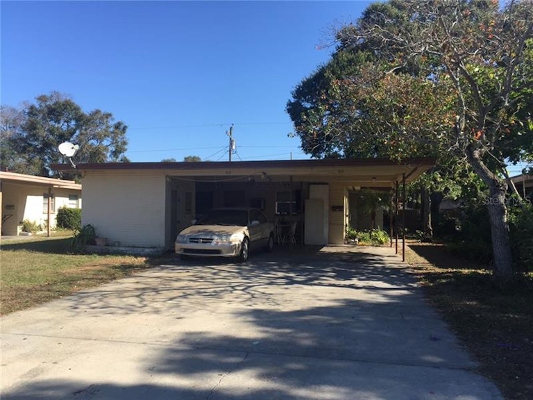 Photo 1 of 7 - 313 N Jupiter Ave, Clearwater, FL 33755