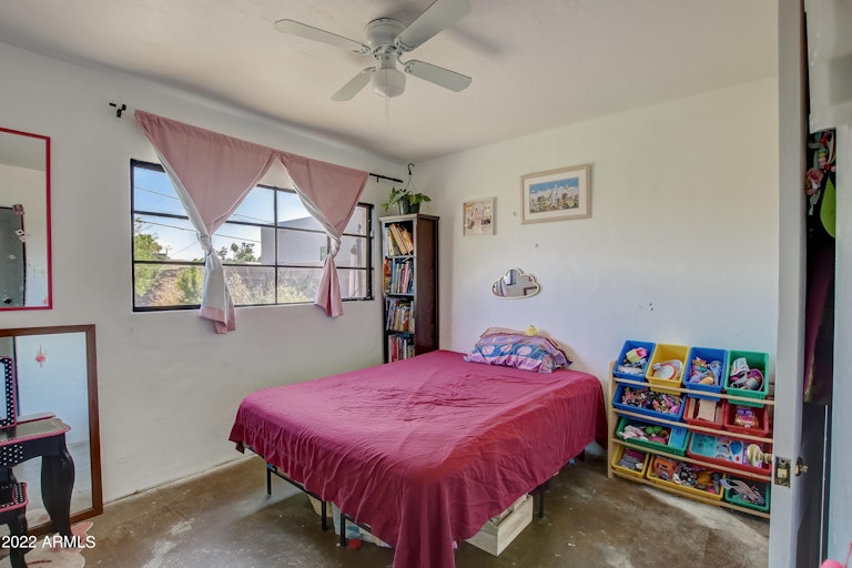 Photo 21 of 26 - 1917 E Mitchell Dr, Phoenix, AZ 85016