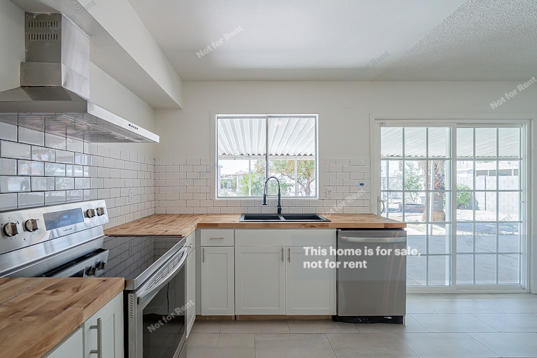 Photo 8 of 18 - 2523 E Boston St, Mesa, AZ 85213