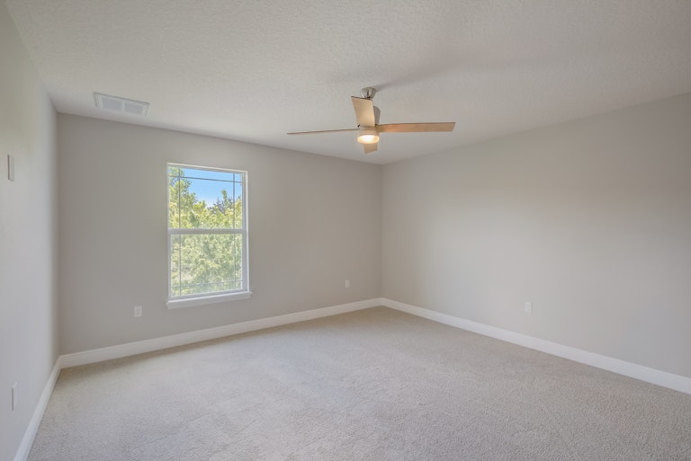 Photo 27 of 37 - 3204 Needlegrass Ln, Harmony, FL 34773