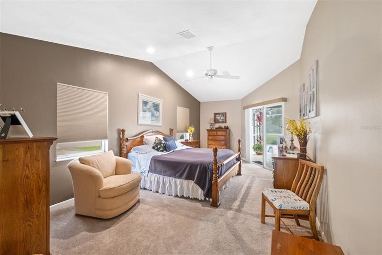 Photo 10 of 40 - 5085 Florentine Ct, Spring Hill, FL 34608