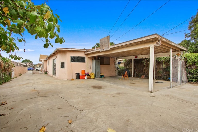 Photo 18 of 18 - 226 E 88th Pl, Los Angeles, CA 90003
