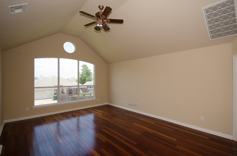 Photo 20 of 43 - 9714 Pinehurst Dr, Rowlett, TX 75089