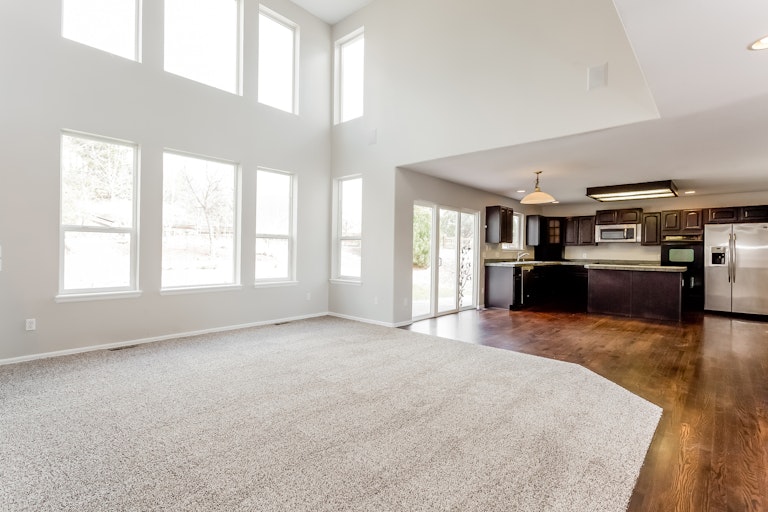 Photo 6 of 25 - 1715 Paonia Ct, Castle Rock, CO 80109