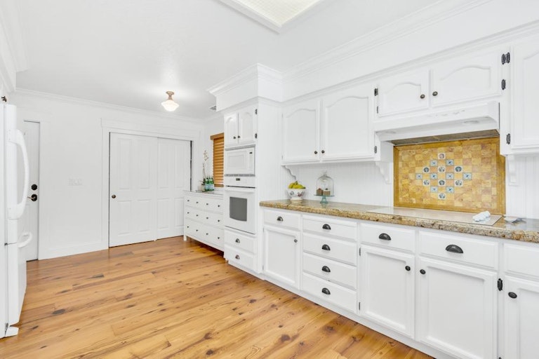 Photo 18 of 44 - 9245 Laguna Lake Way, Elk Grove, CA 95758