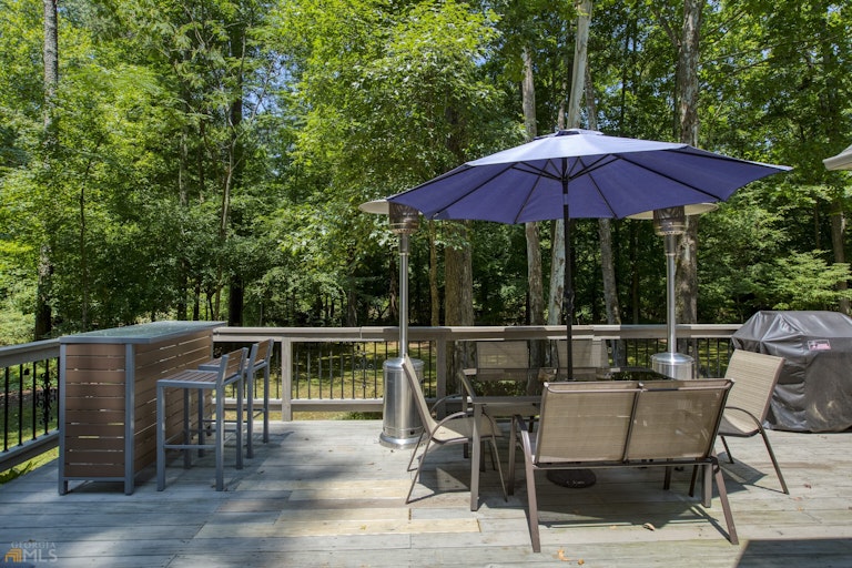 Photo 41 of 59 - 2550 Johnston Rd NW, Kennesaw, GA 30152