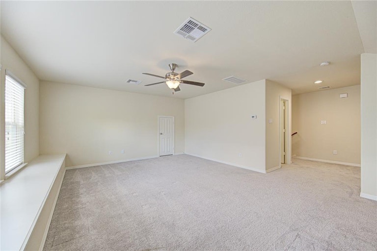 Photo 32 of 34 - 2811 Shadow Woods Ct, Houston, TX 77043