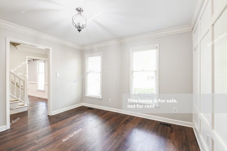 Photo 11 of 26 - 4908 Ten Ten Rd, Apex, NC 27539