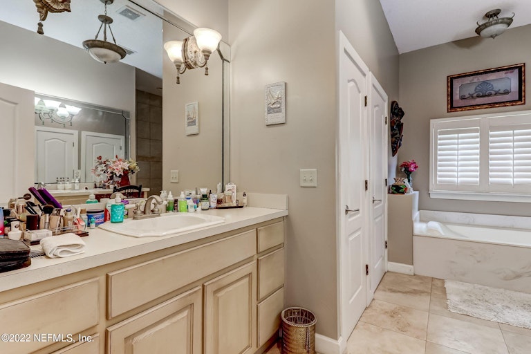 Photo 16 of 30 - 1459 Fountain Dr, Fernandina Beach, FL 32034