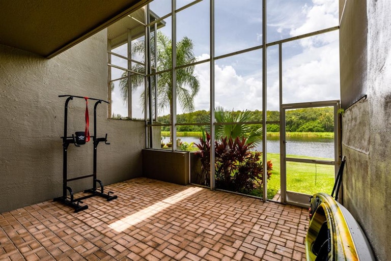 Photo 12 of 36 - 1802 Lago Vista Blvd, Palm Harbor, FL 34685