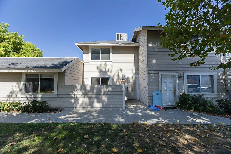 Photo 23 of 23 - 717 Walnut Dr, Lake Elsinore, CA 92530