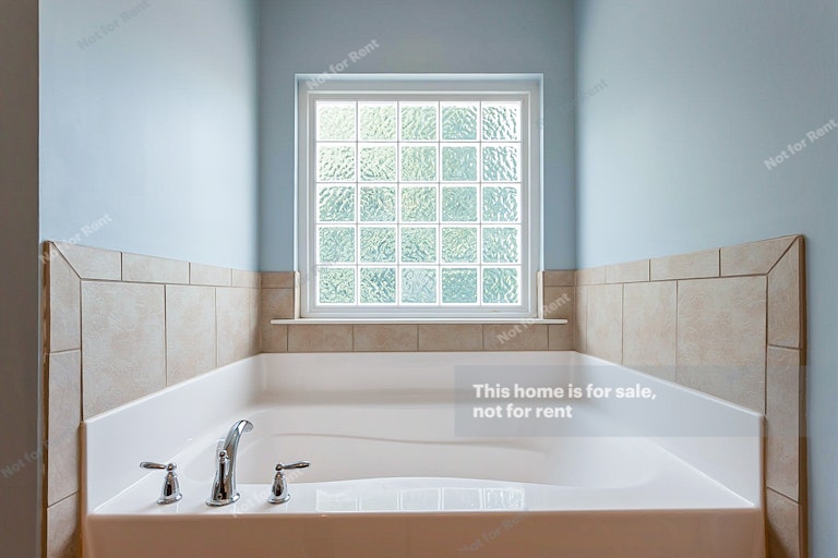 Photo 20 of 25 - 1024 Ileagnes Rd, Raleigh, NC 27603