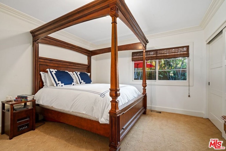 Photo 27 of 48 - 5111 Aldea Ave, Encino, CA 91316