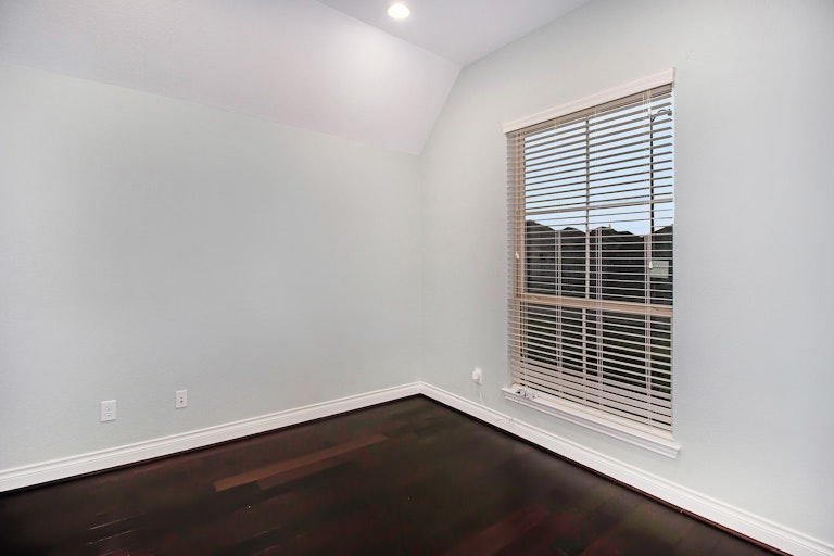 Photo 9 of 17 - 3022 Hickory Springs Ln, Rosenberg, TX 77471