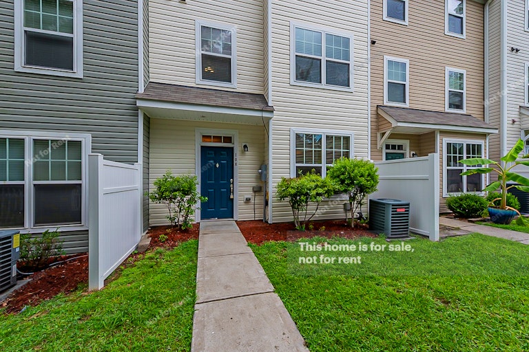 Photo 5 of 15 - 401 Coalinga Ln #108, Raleigh, NC 27610