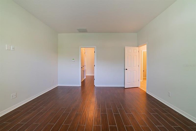 Photo 10 of 24 - 32601 Harmony Oaks Dr, Wesley Chapel, FL 33545